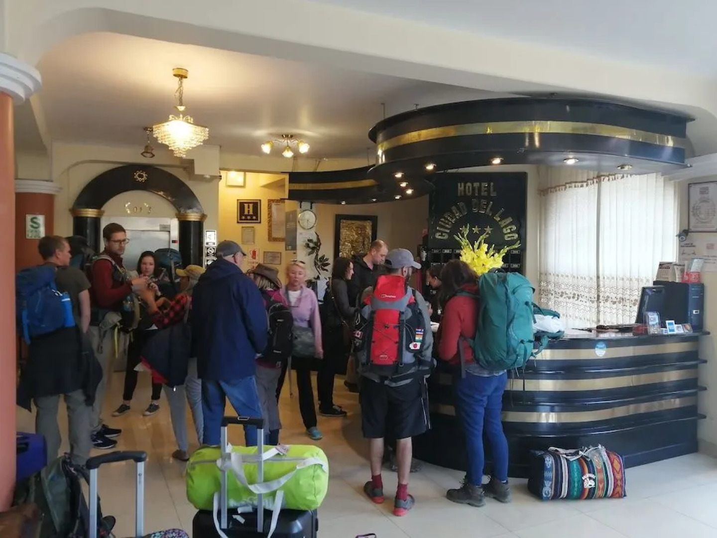 Terra Mistica Ciudad Del Lago Hotel