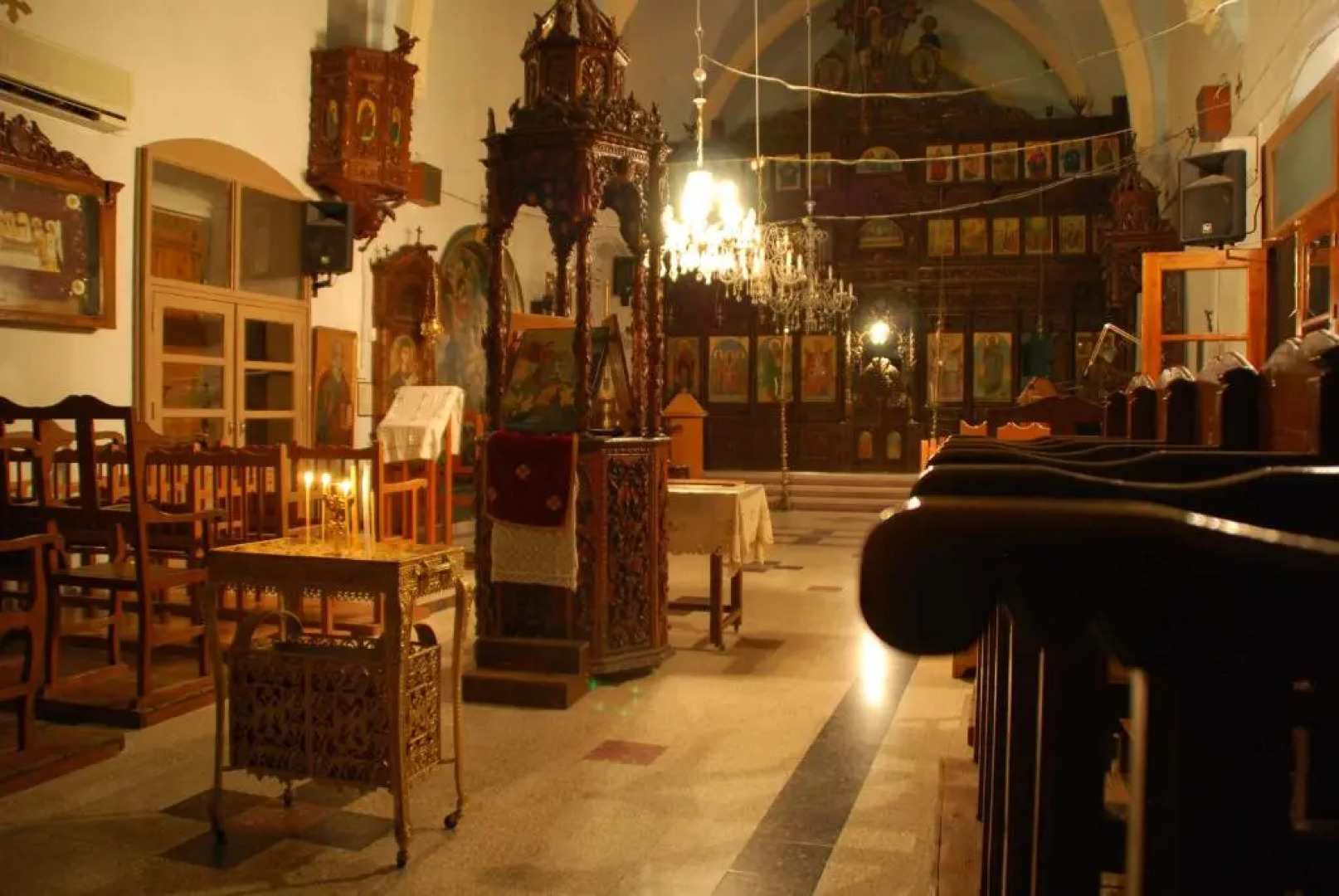 Vavla Rustic Retreat