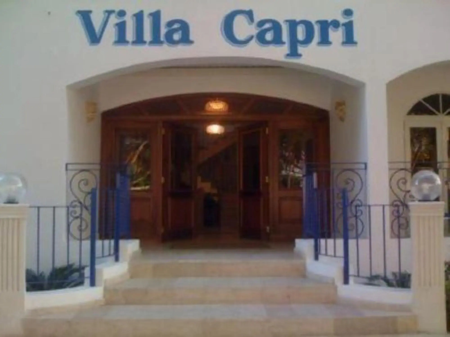 Hotel Villa Capri Salon & SPA