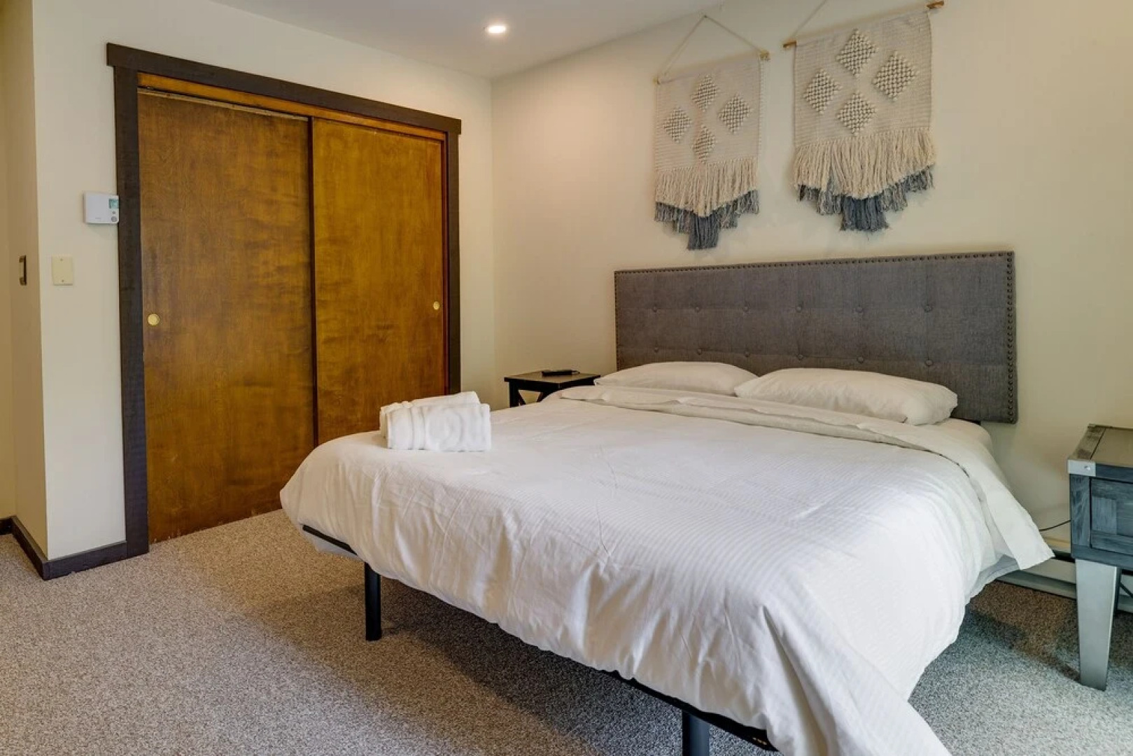 Pet-friendly Lake Harmony Townhome w/ Pool Access!