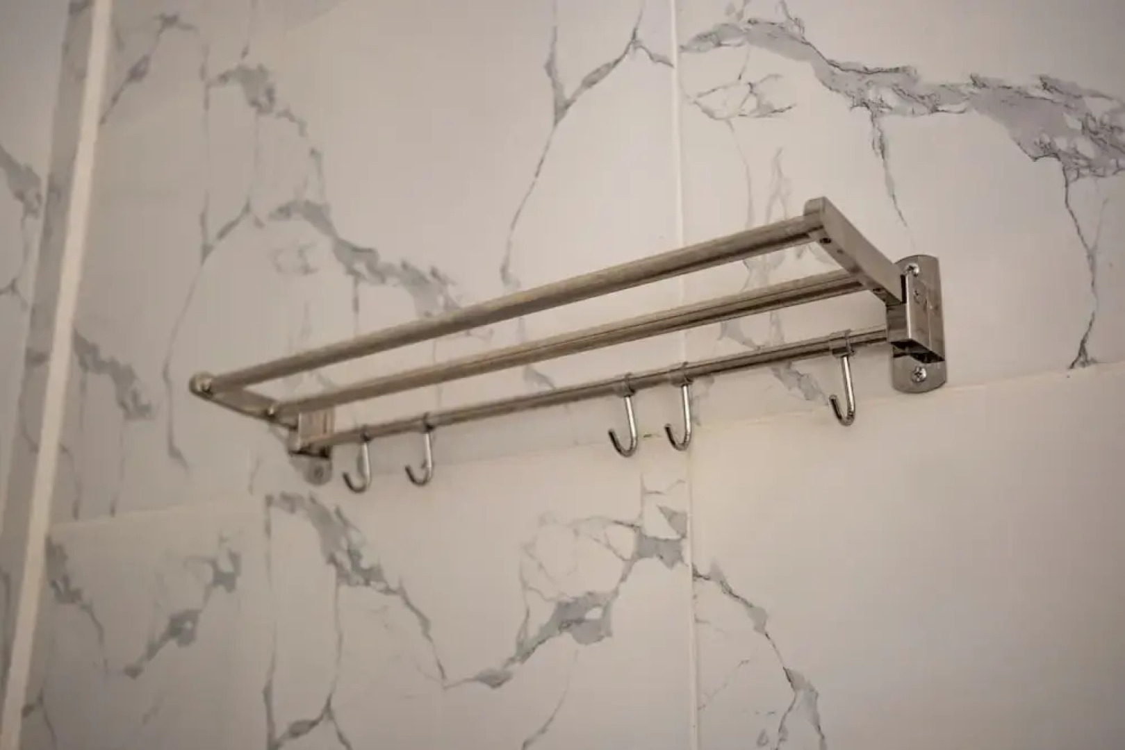 Pini Sentana Village