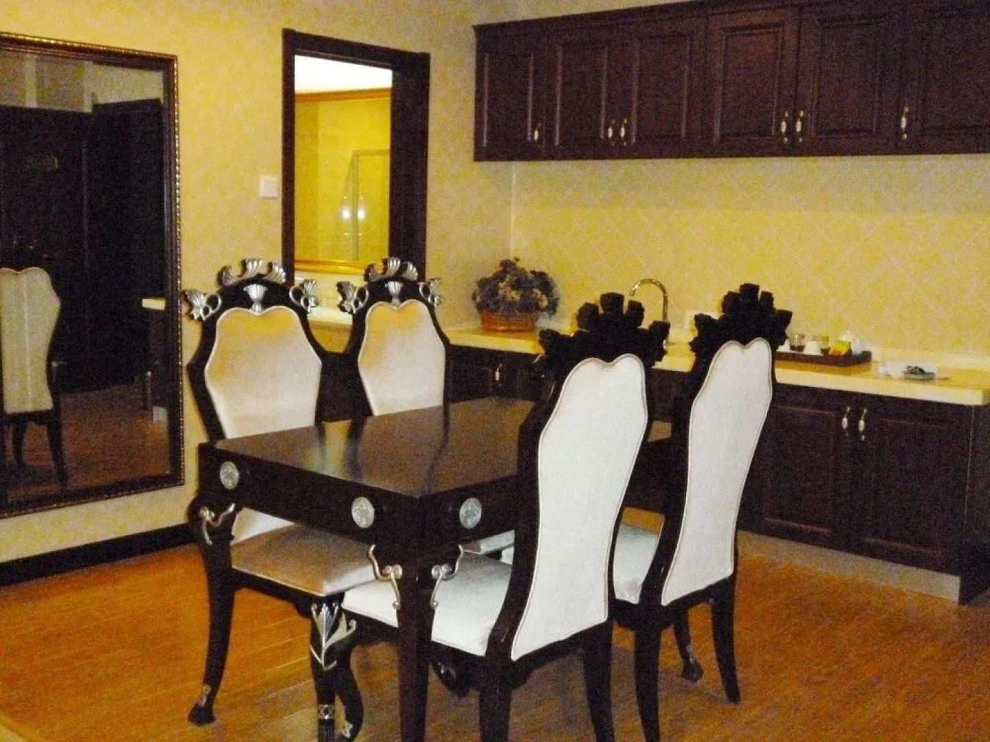 Hai Tian Boutique Holiday Hotel