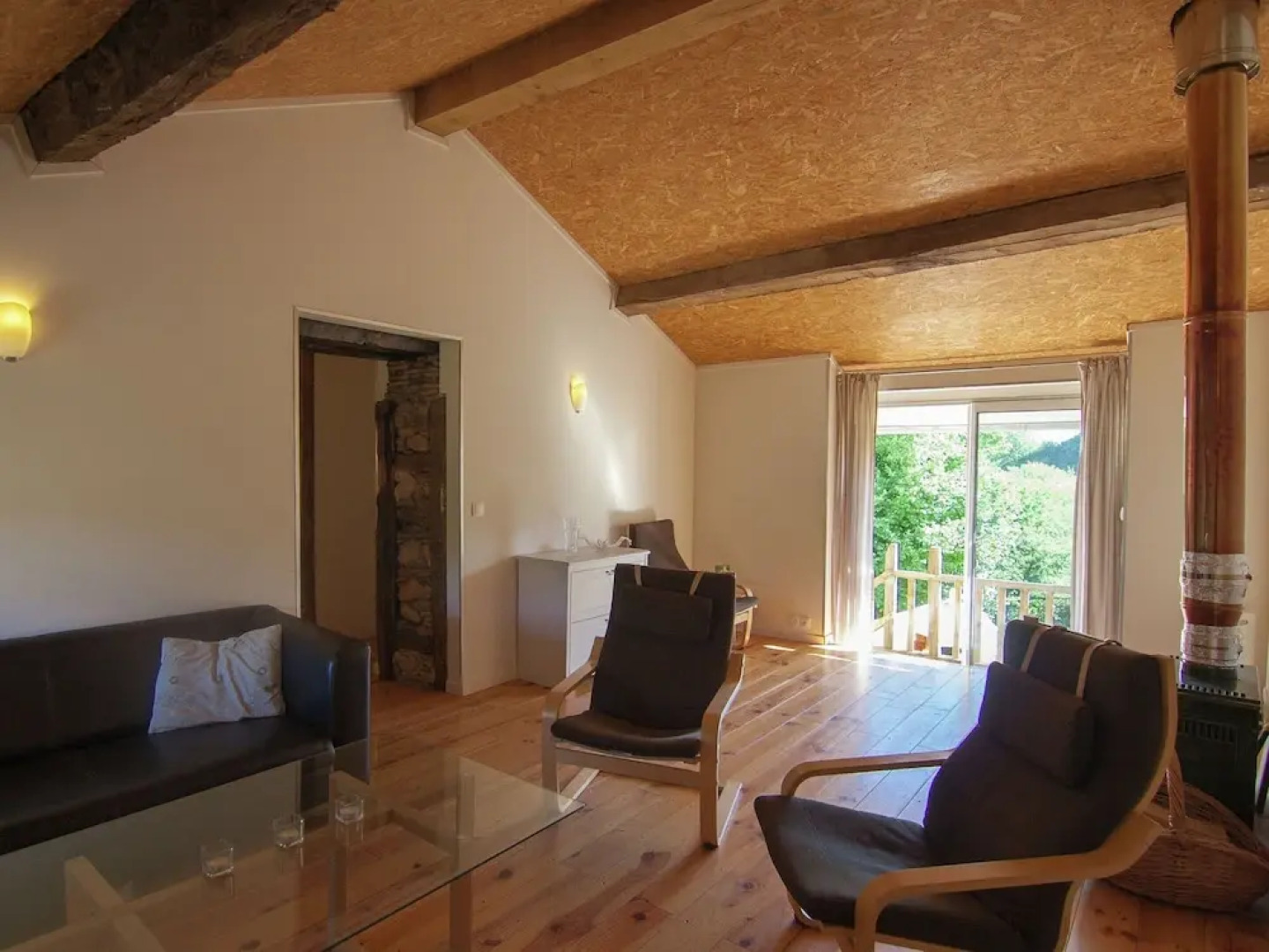 Spacious Gite With Large Terrace