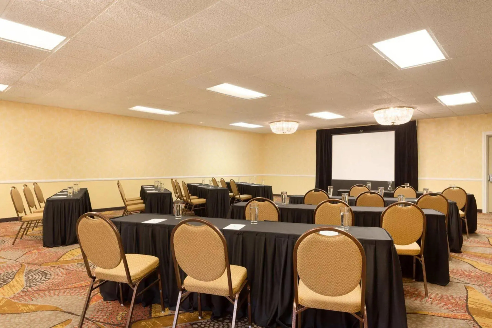 Embassy Suites by Hilton Arcadia Pasadena Area