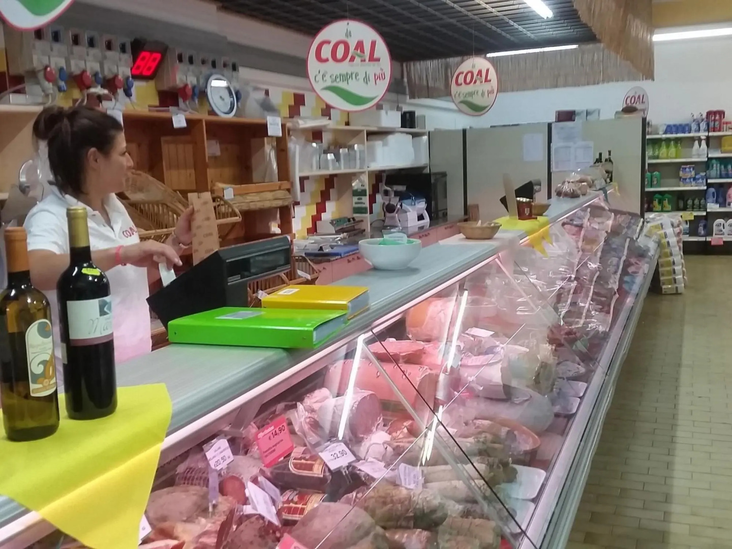 Welcoming apartment in Cupra Marittima with shared pool