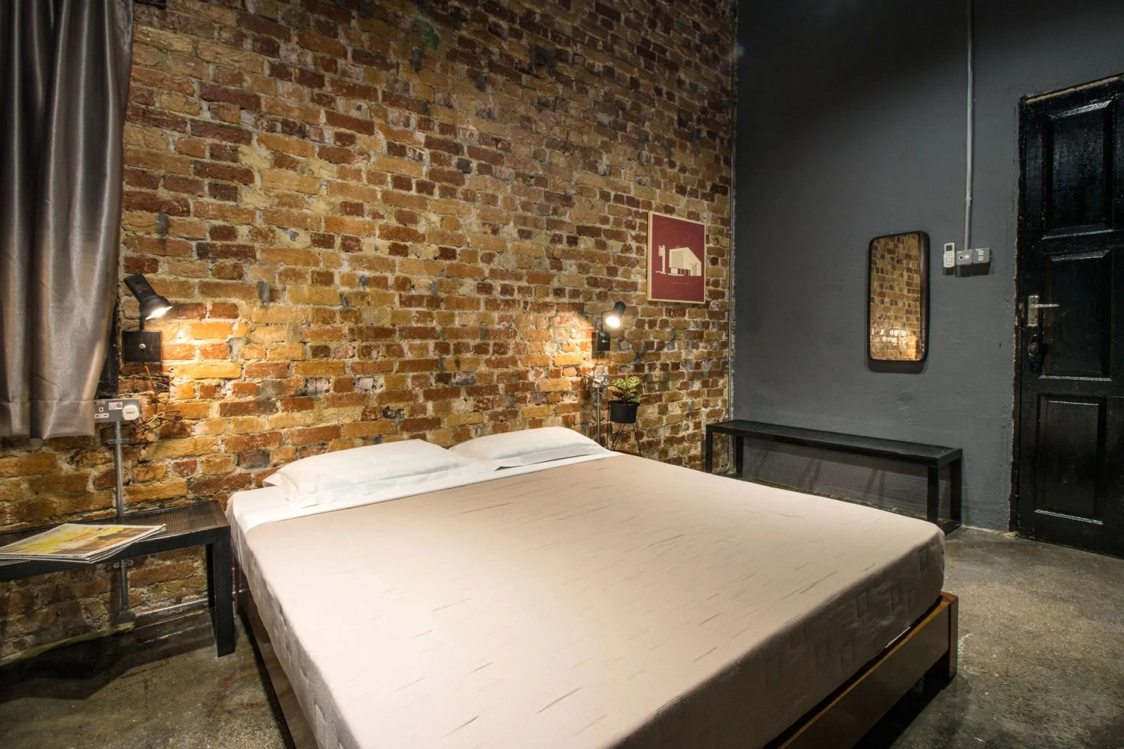 The Brownstone Hostel & Space