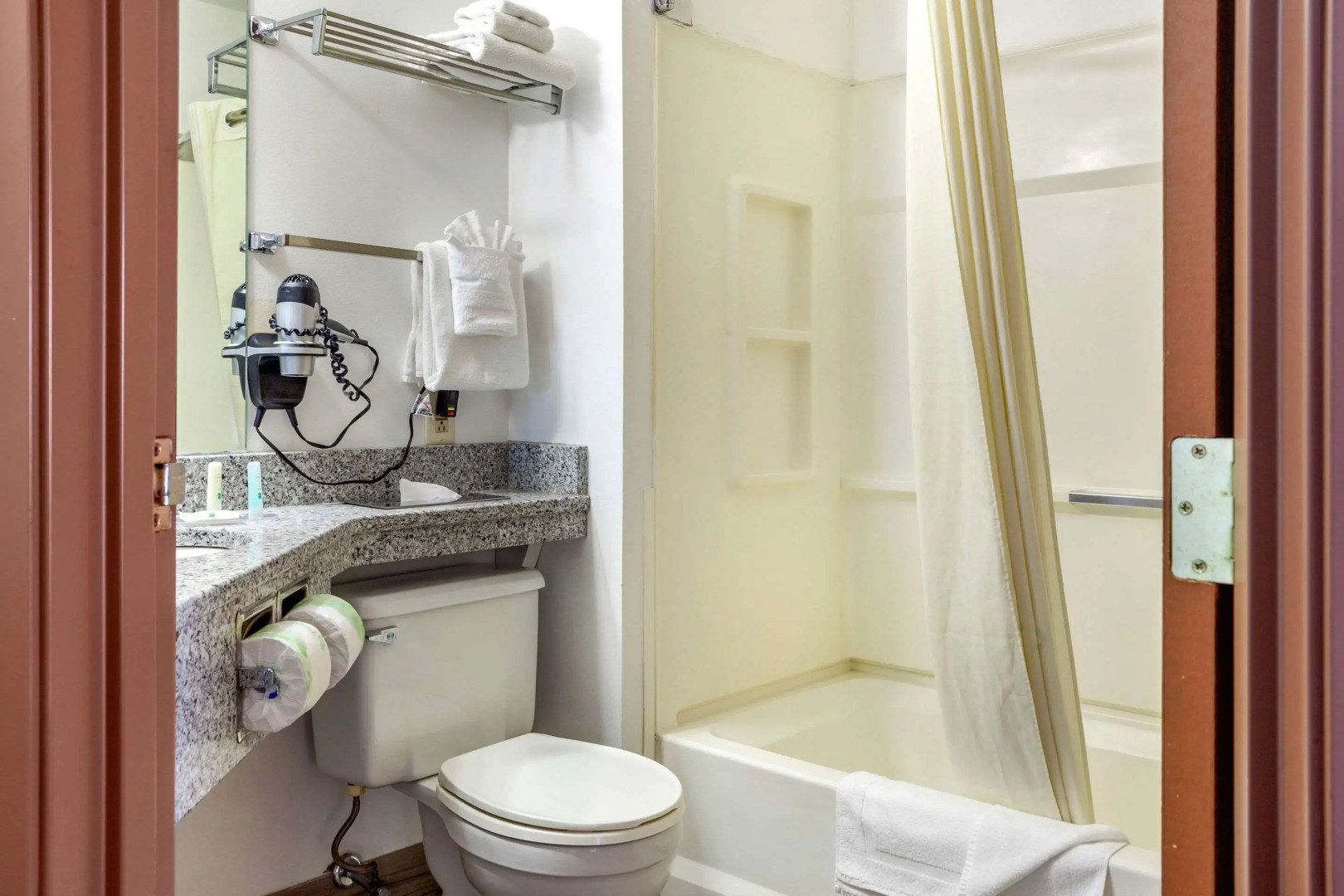 Quality Inn & Suites Prairie Du Chien