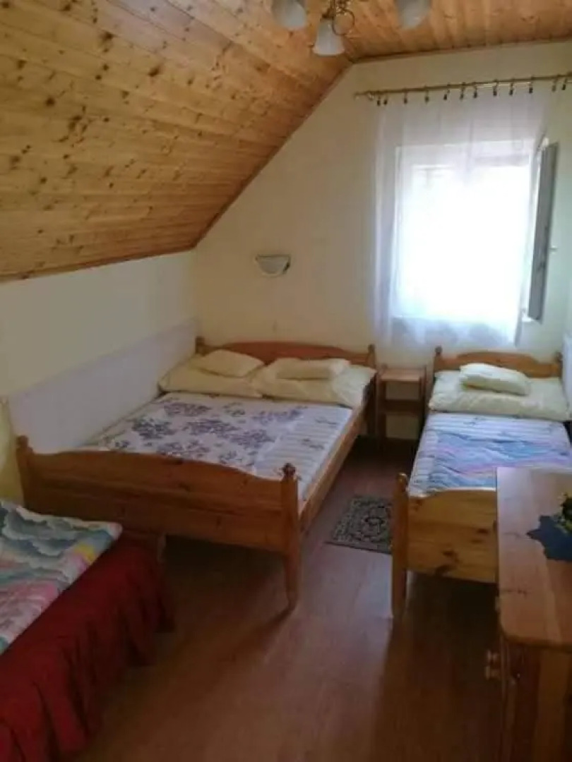 HORVÁTH HÁZ Földszint és Emelet külön-külön kiadó 8-8 fő részére, Balatonfenyves