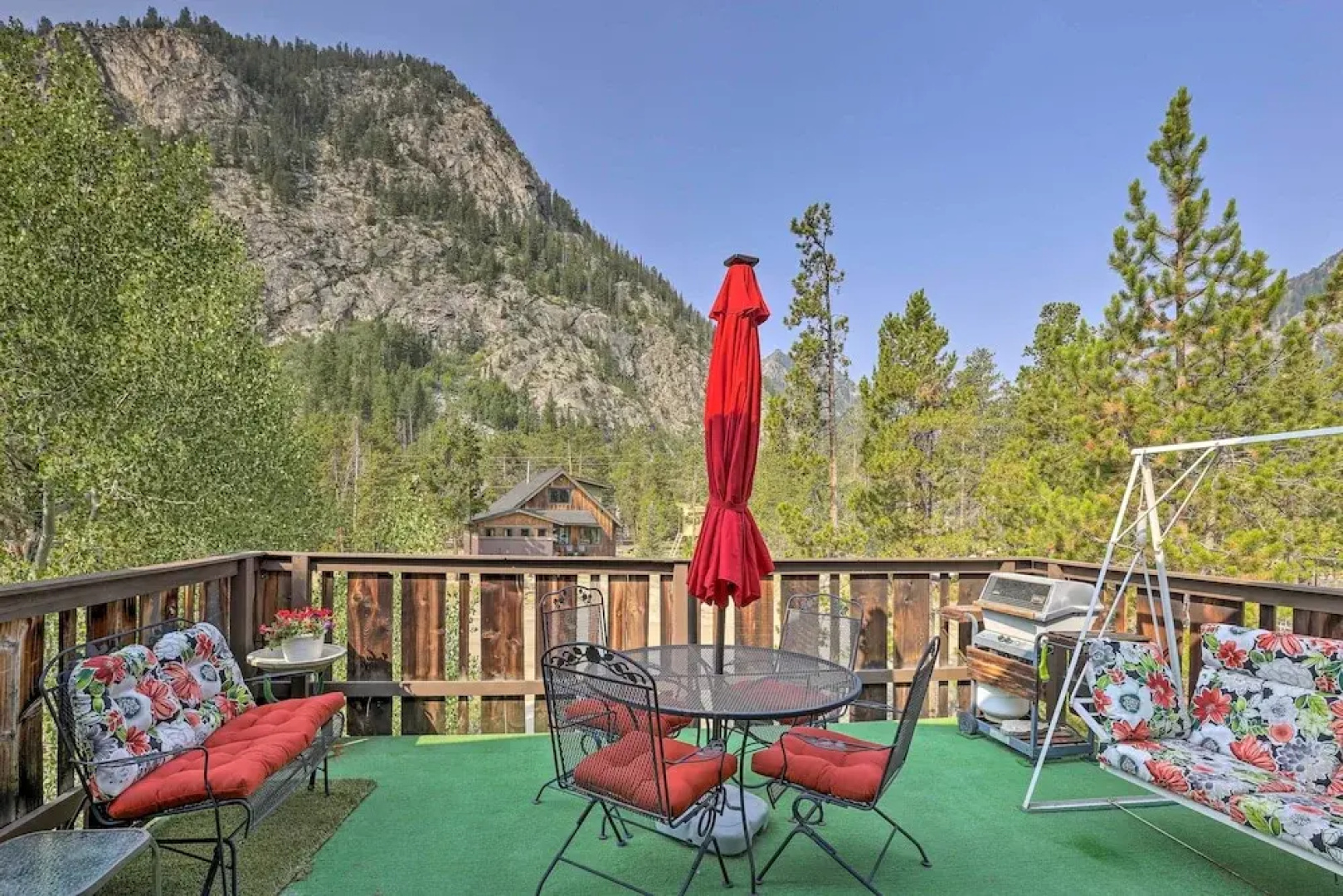 Walk to Town: Updated Frisco Cabin w/ 2 Decks!
