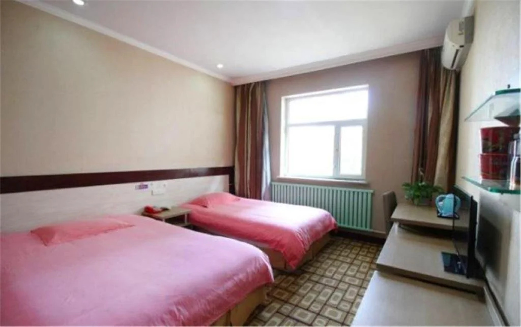 Hohhot Jiahong Home Inn Ulanqab East Street 4th Branch