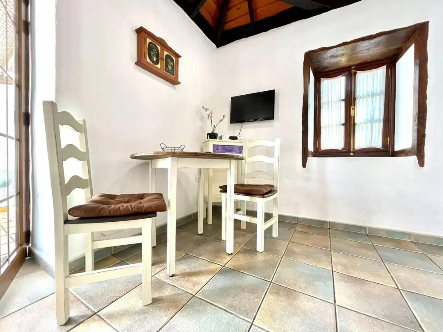 Bungalow 1 con Wifi A C BBQ Piscina en La Palma