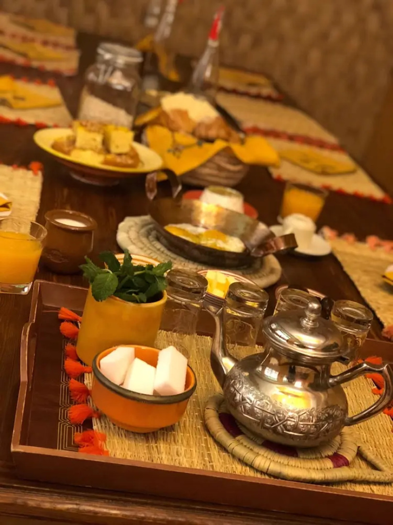 SaltSkin Surf House - Adults Only