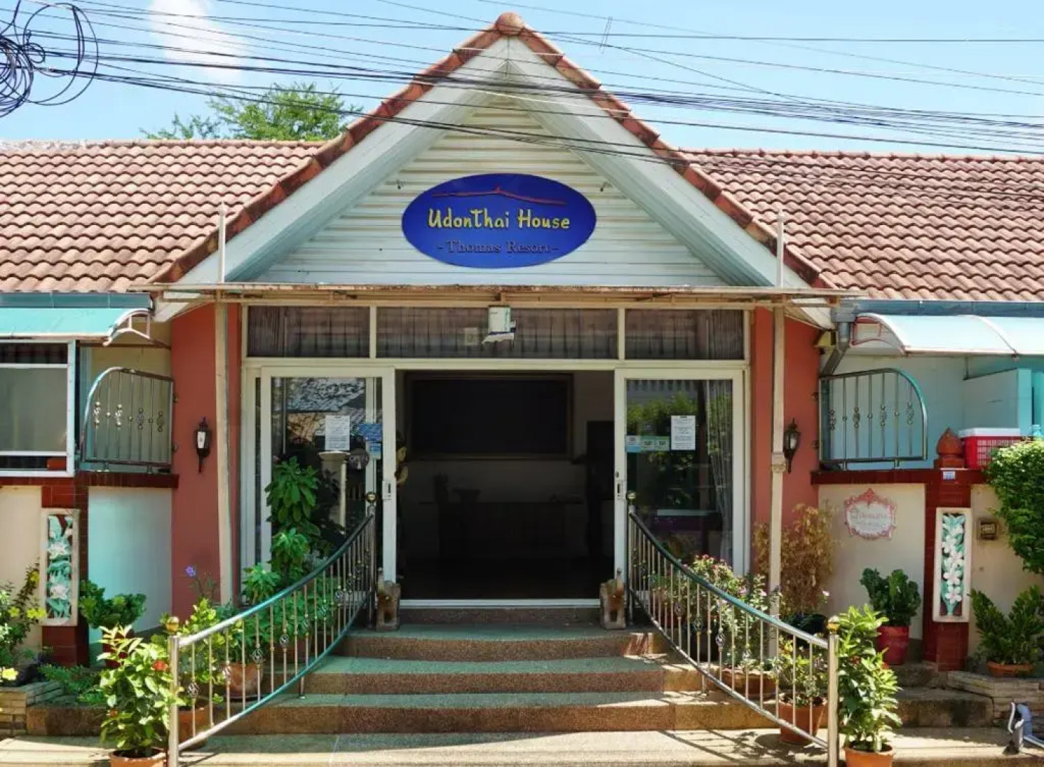 Thomas Udon Thai House Resort & Hotel