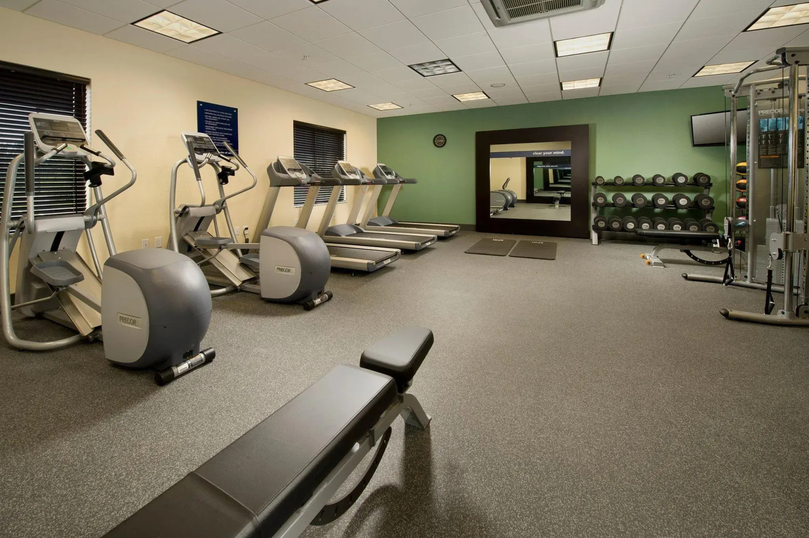 Hampton Inn & Suites Buffalo Airport