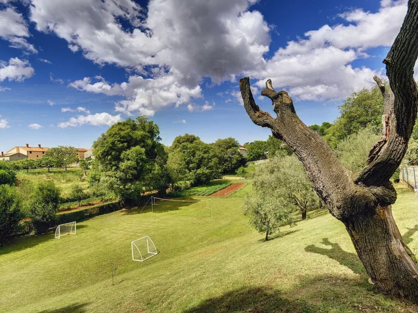 Holiday House in Muntic, Istria, With Fitness Room
