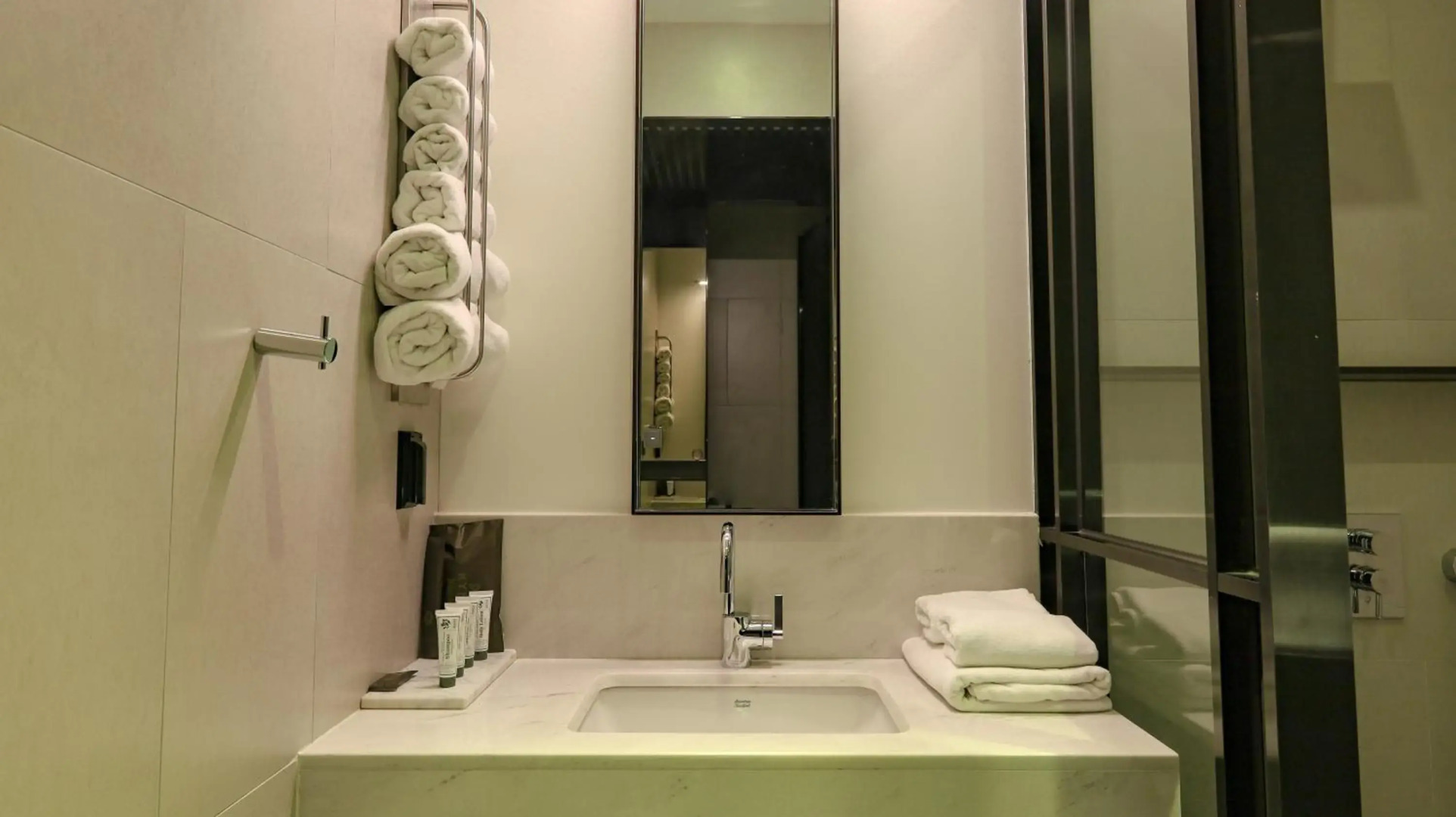 Bundang (Seohyeon) Business Hotel Kind-KYND