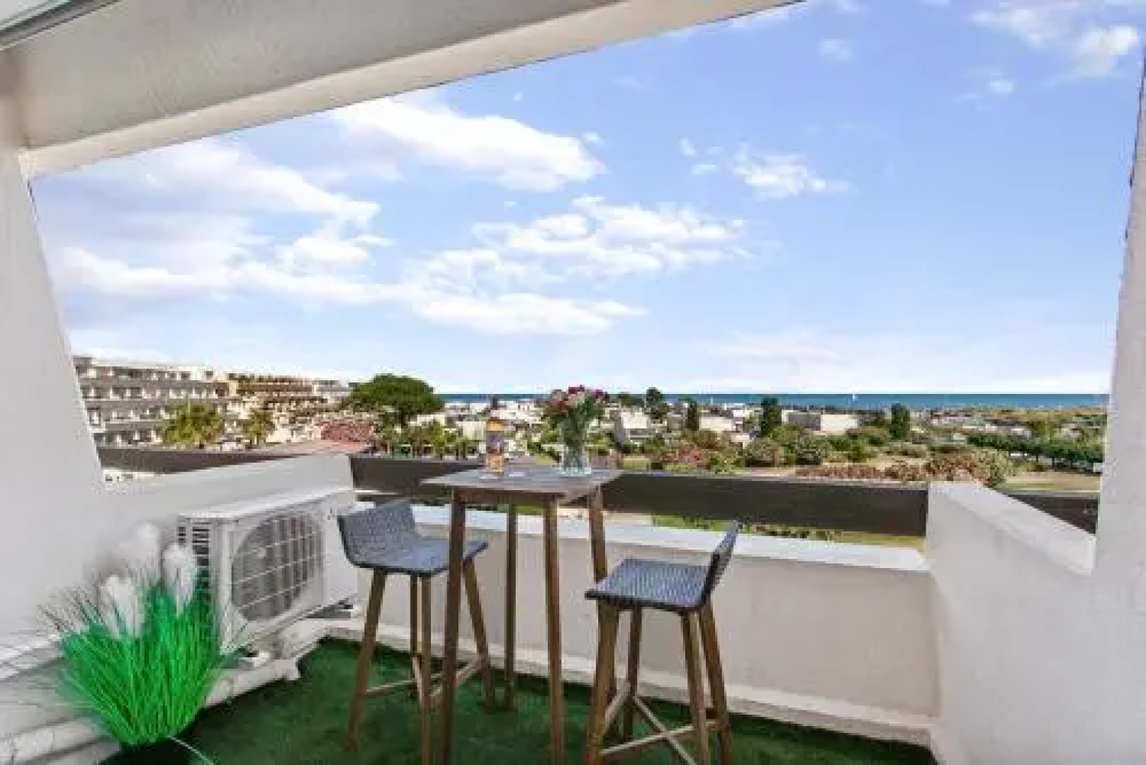 Studio Naturist Village