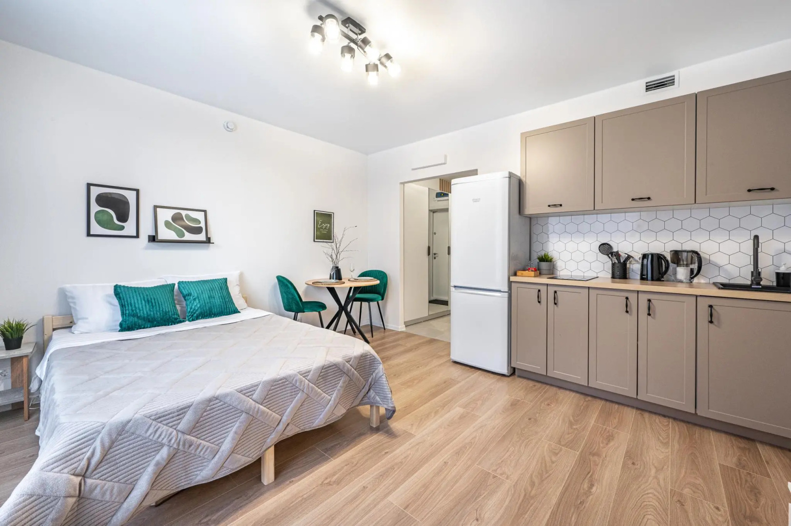 Уютная студия у метро от Welcome V Ekb