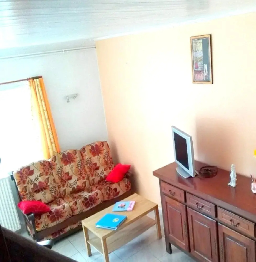 House With 2 Bedrooms in Pouldreuzic, With Furnished Garden and Wifi -