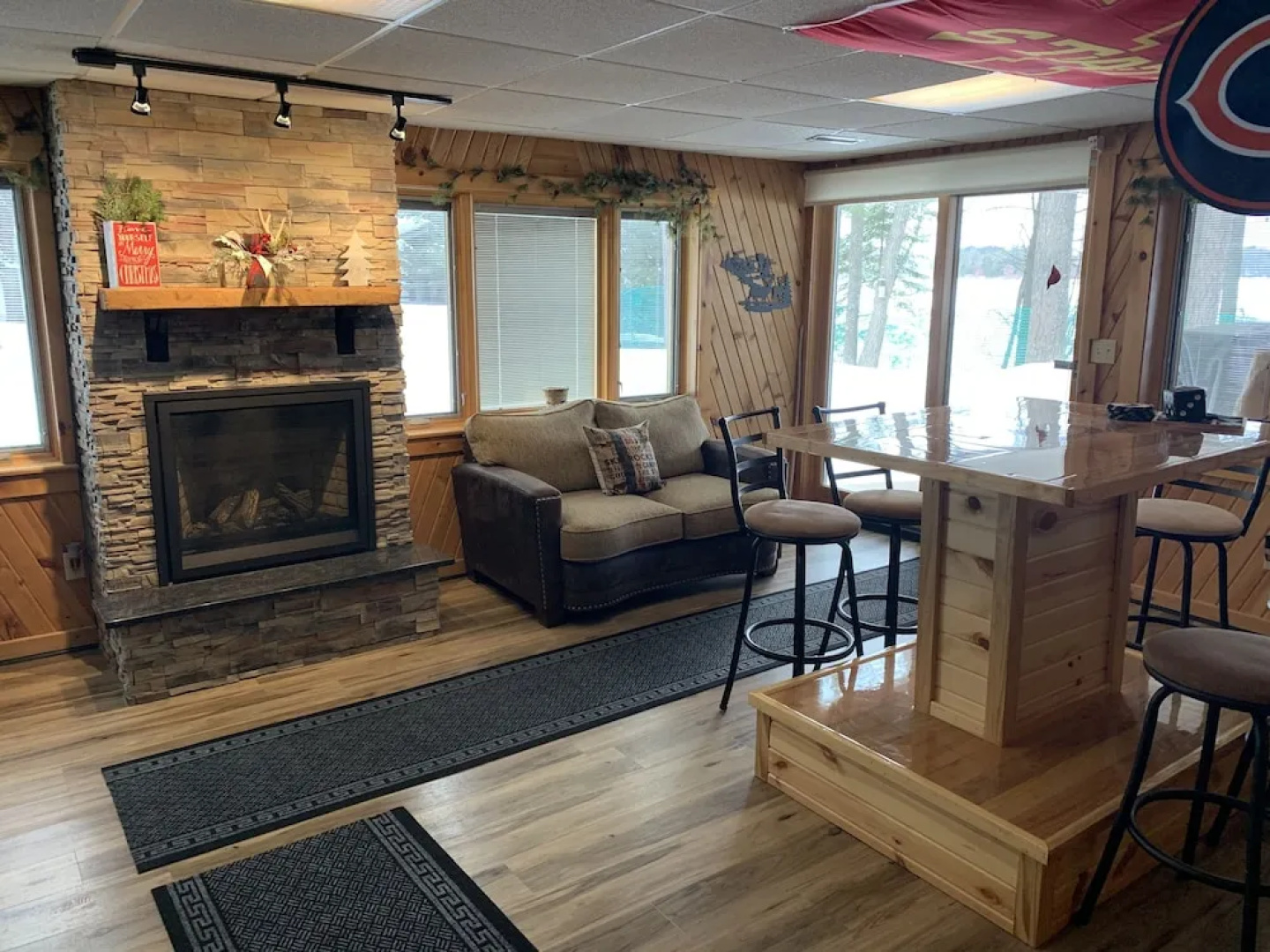 East Bay Hideaway - 4 Br Home