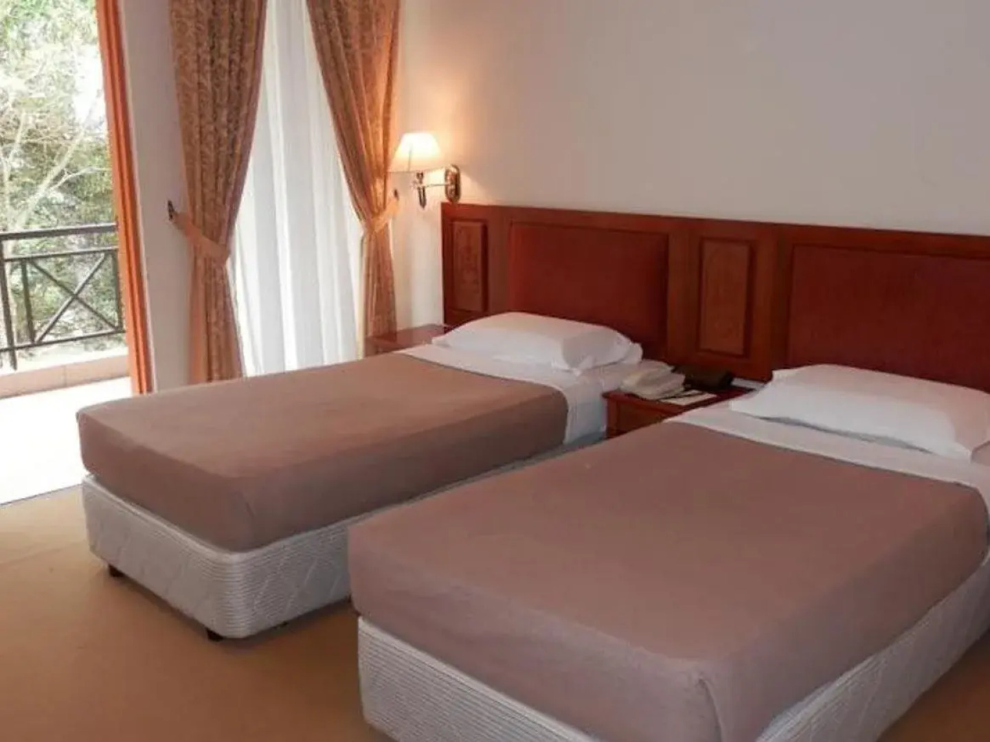 Felda Residence Tekam