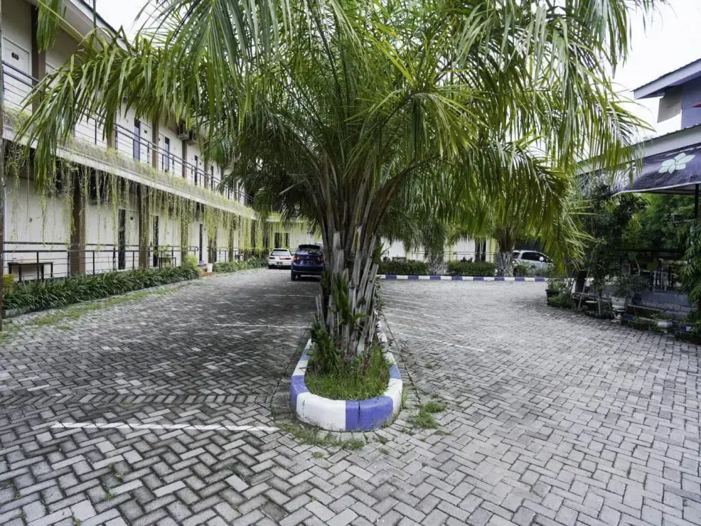 Super Oyo Flagship 1511 Galaxy Inn