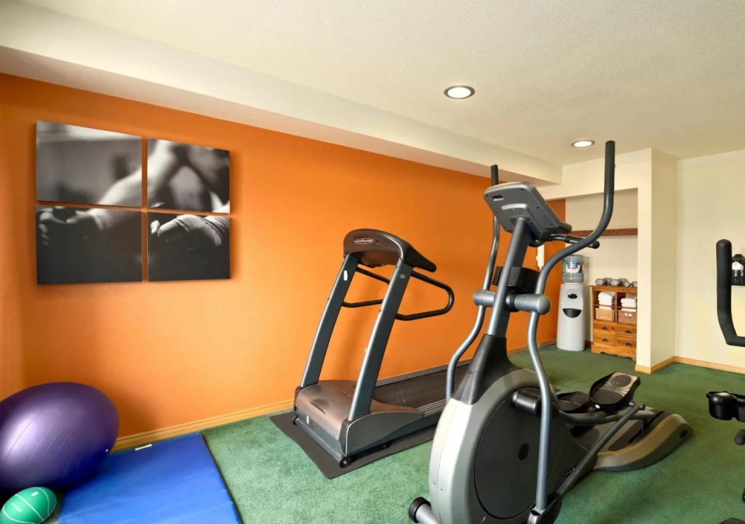 Travelodge Suites by Wyndham New Glasgow