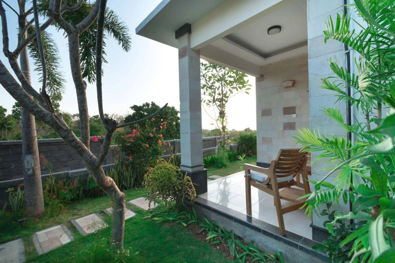 RedDoorz Plus Nusa Lembongan Island