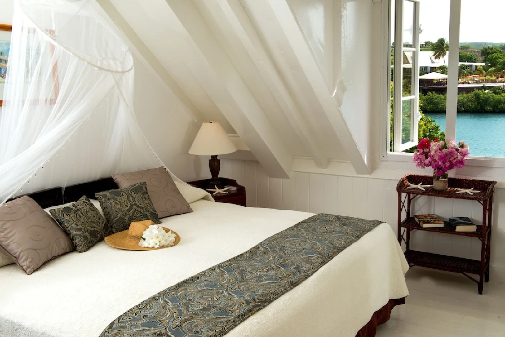 Admiral's Inn and Gunpowder Suites