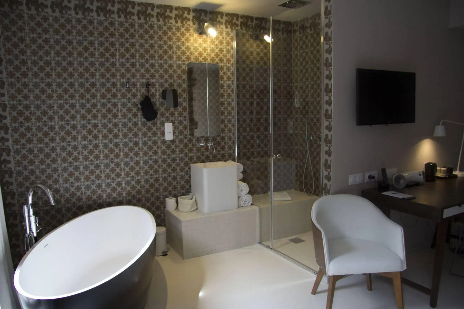 Pont Levis Hôtel By Franck Putelat