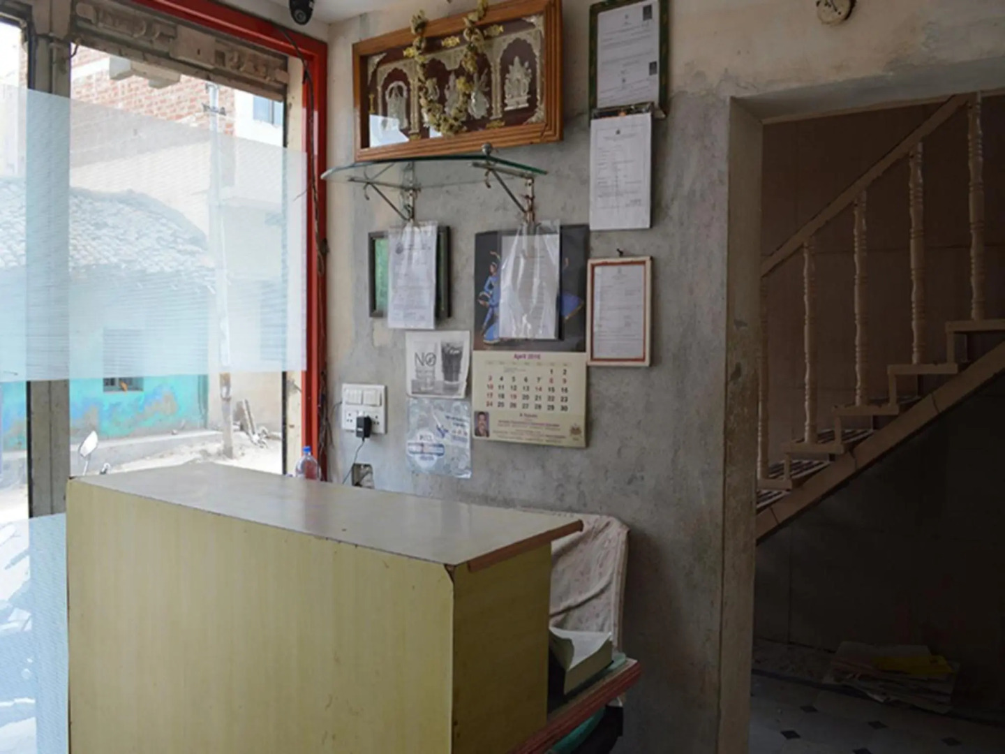 Mourya Deluxe AC Lodge