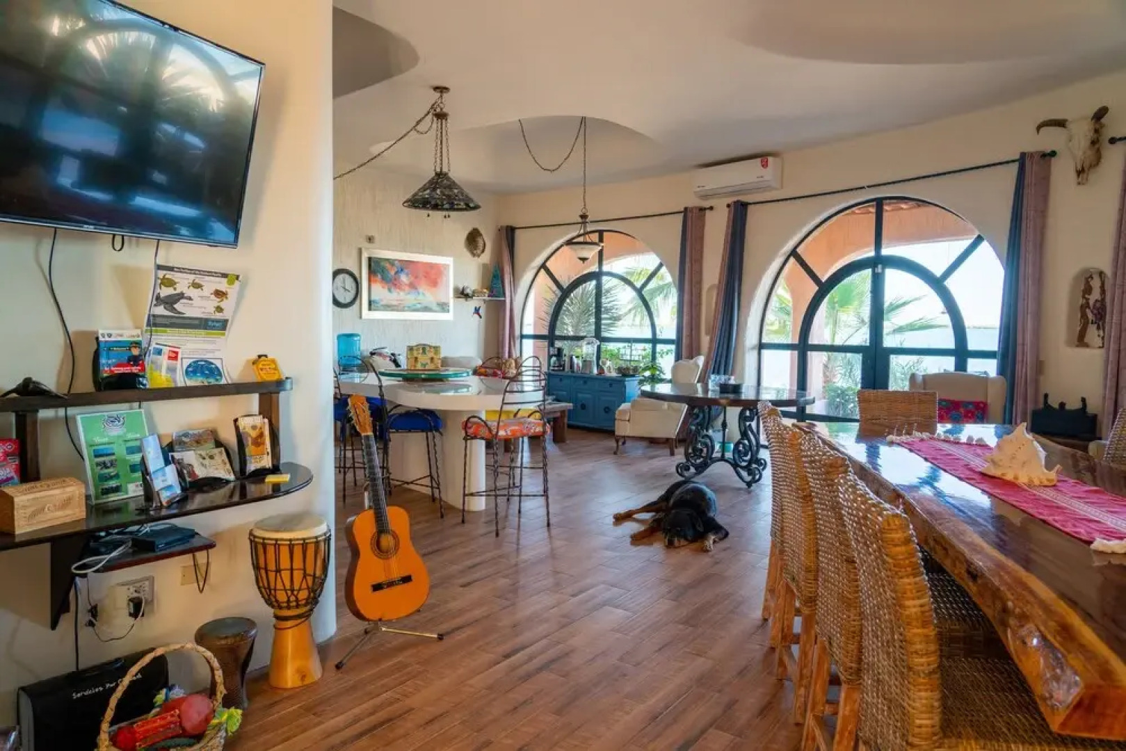 Casa Kootenay Waterfront BnB