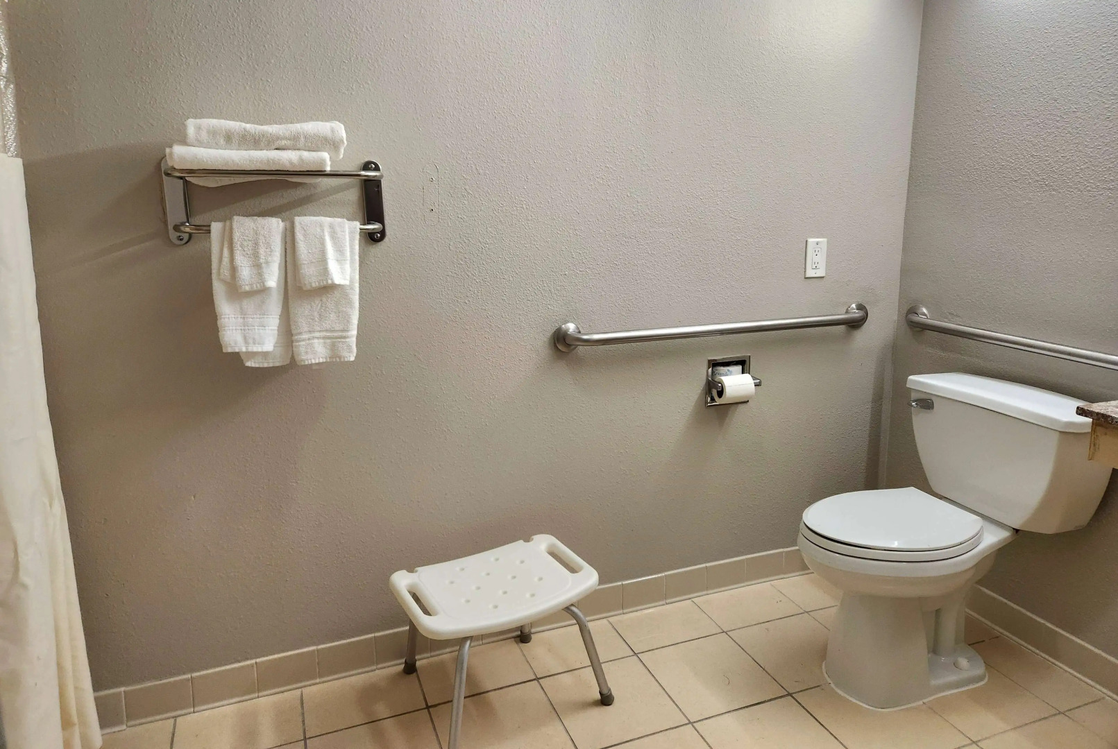 Days Inn by Wyndham LaPlace- New Orleans