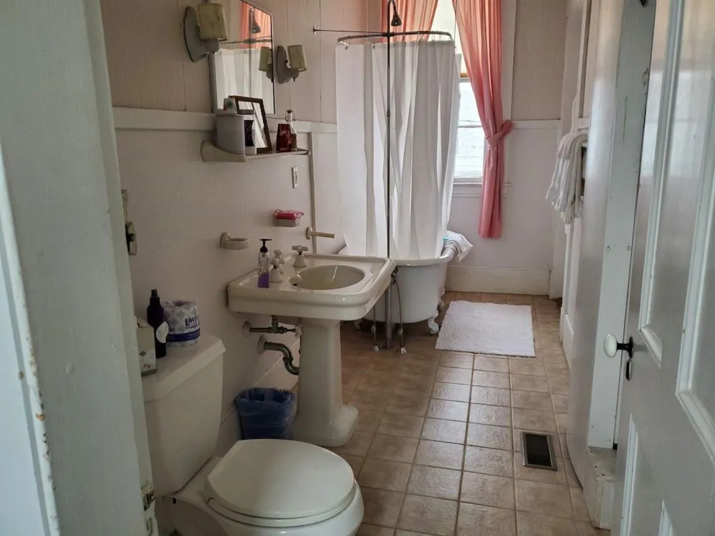 The Jeremiah Mason House B & B