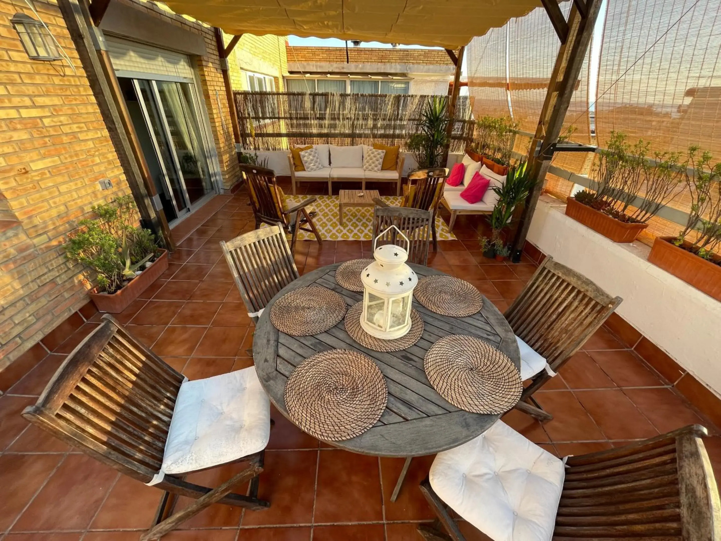 Wonderful Penthouse By The Sea