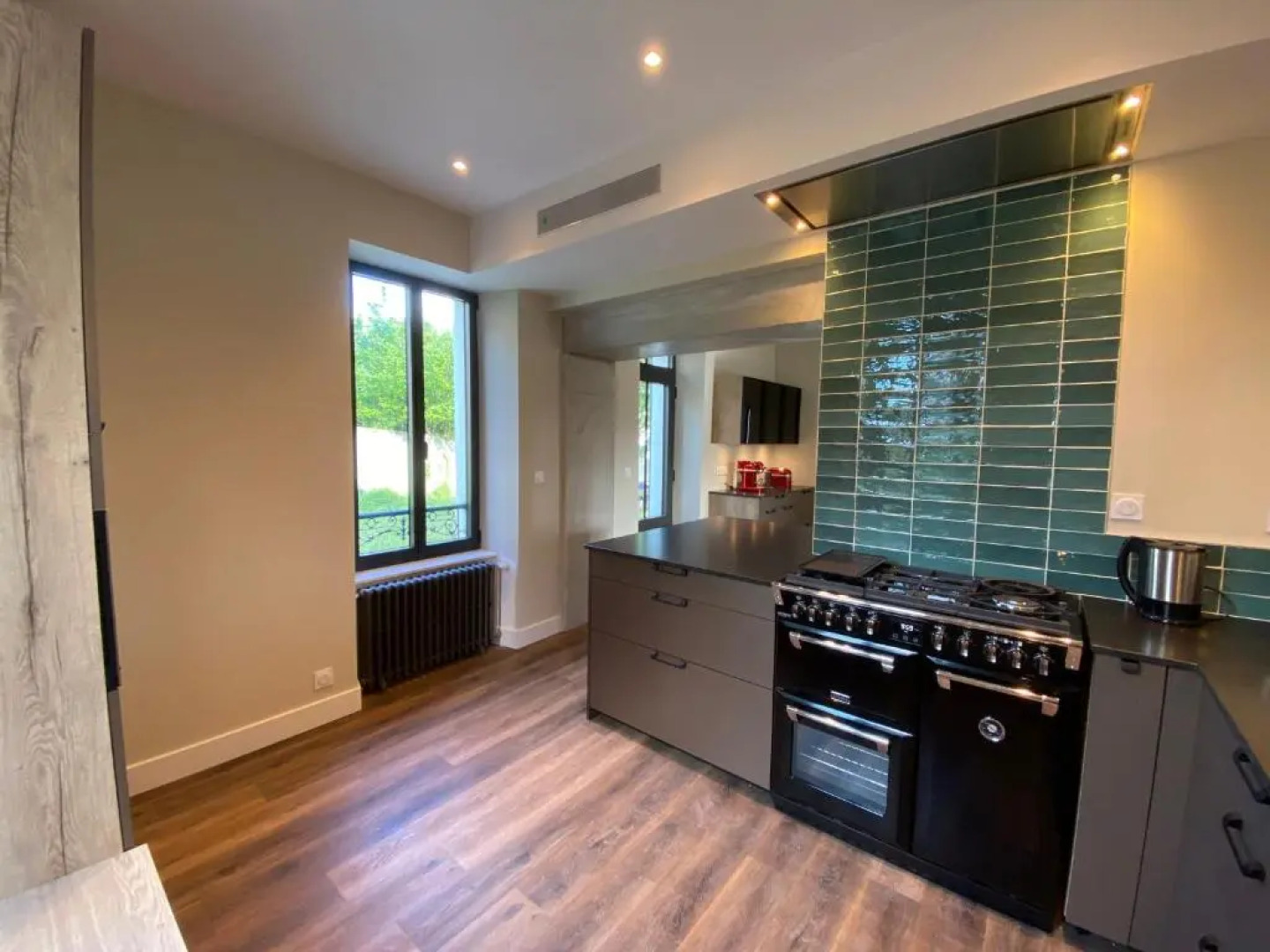 L Alouette by Icone Collection