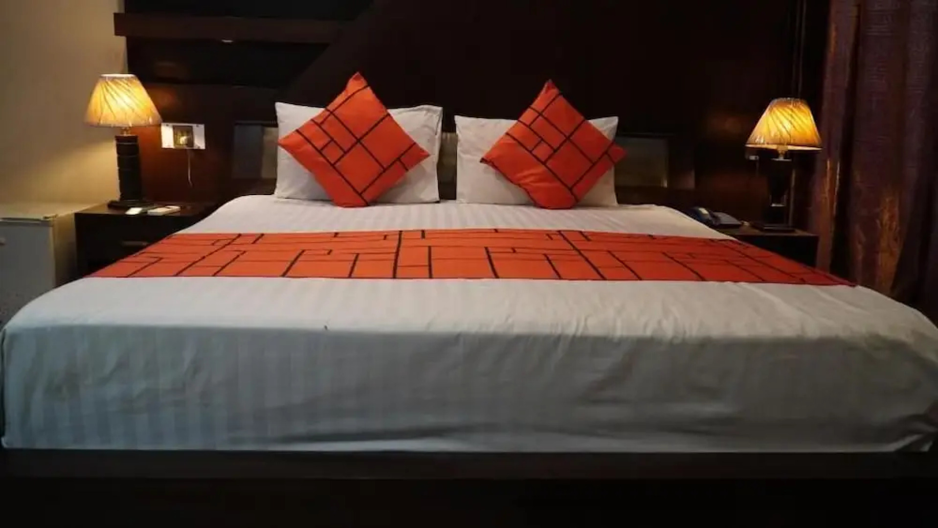 Grand Star Hotel Multan