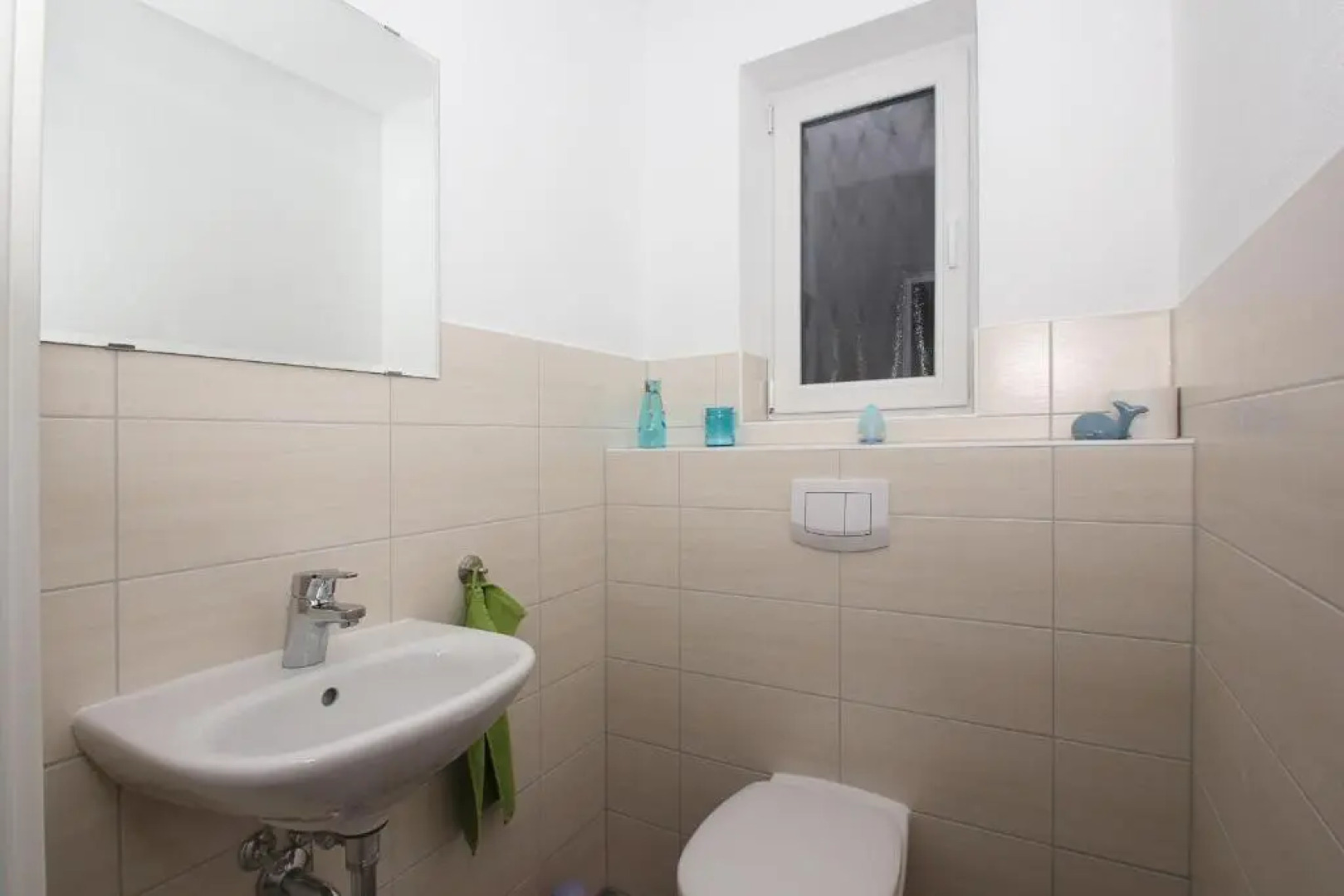 F-1037 Haus Neuendorf - Kaminfeuer