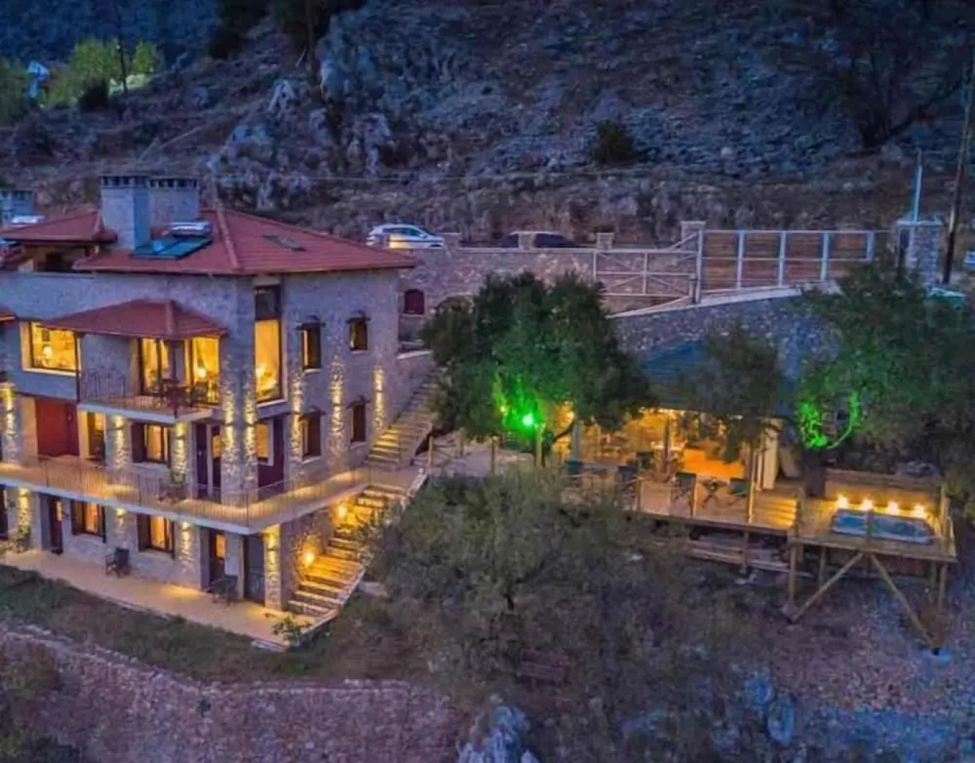 Almond House Suites Arachova - Adults Only