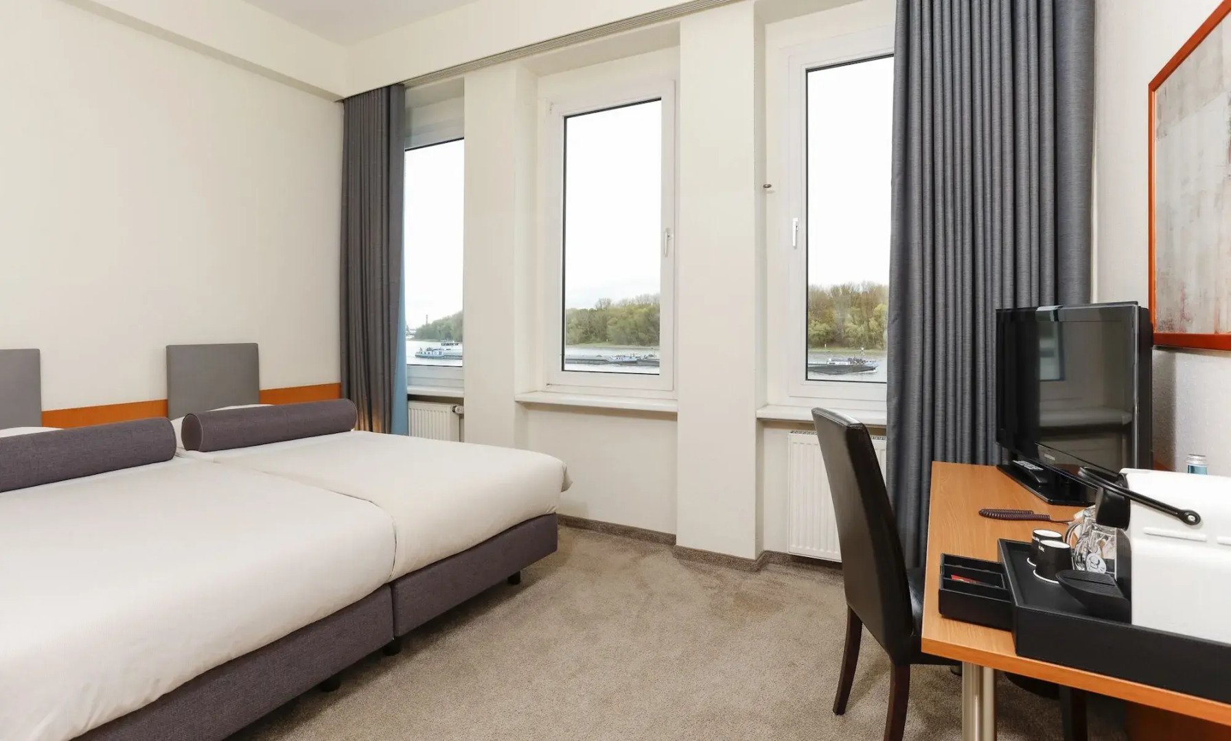 Hotel am Rhein - Wesseling