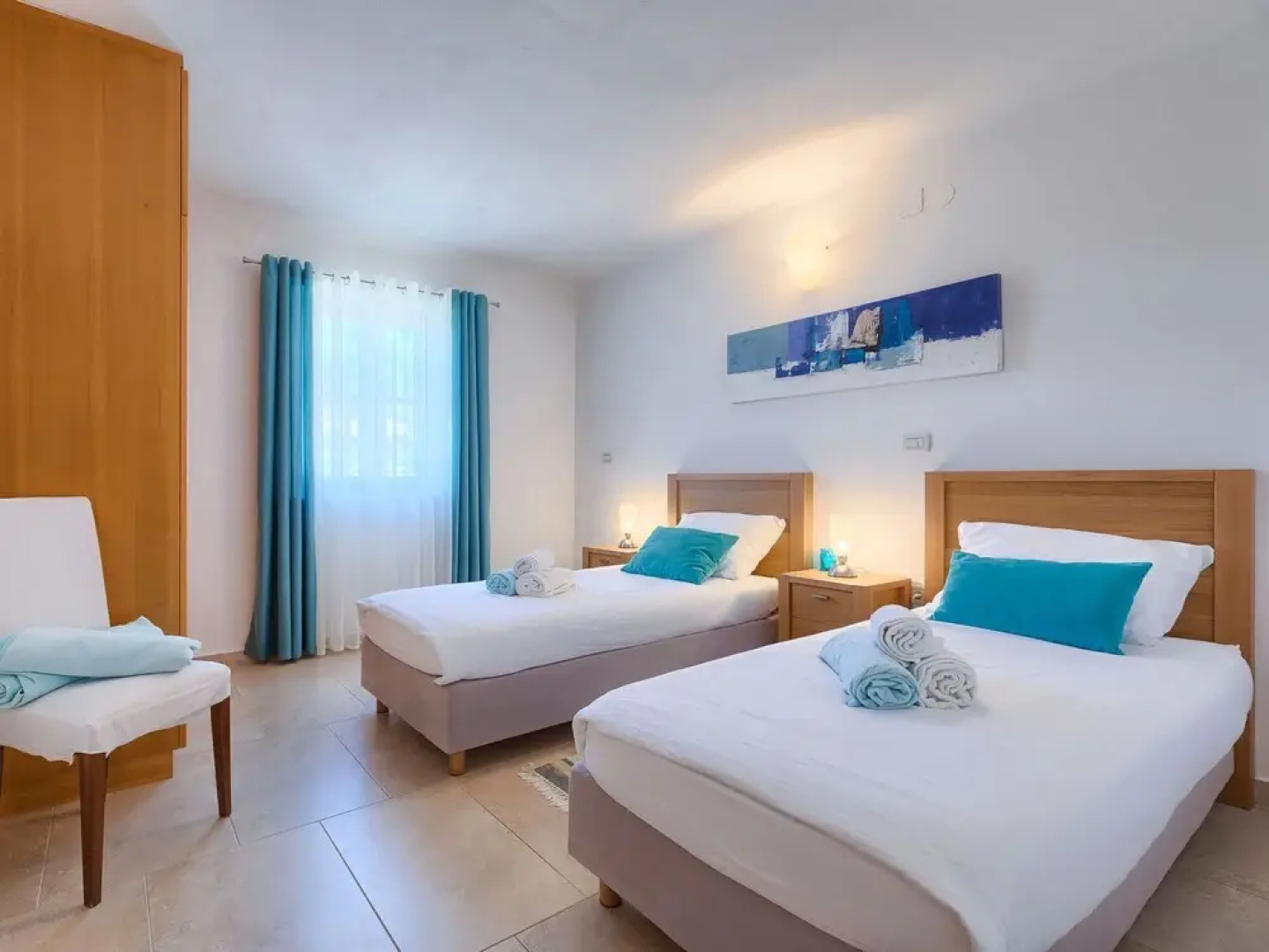 Bibali in Bibali With 3 Bedrooms and 3 Bathrooms