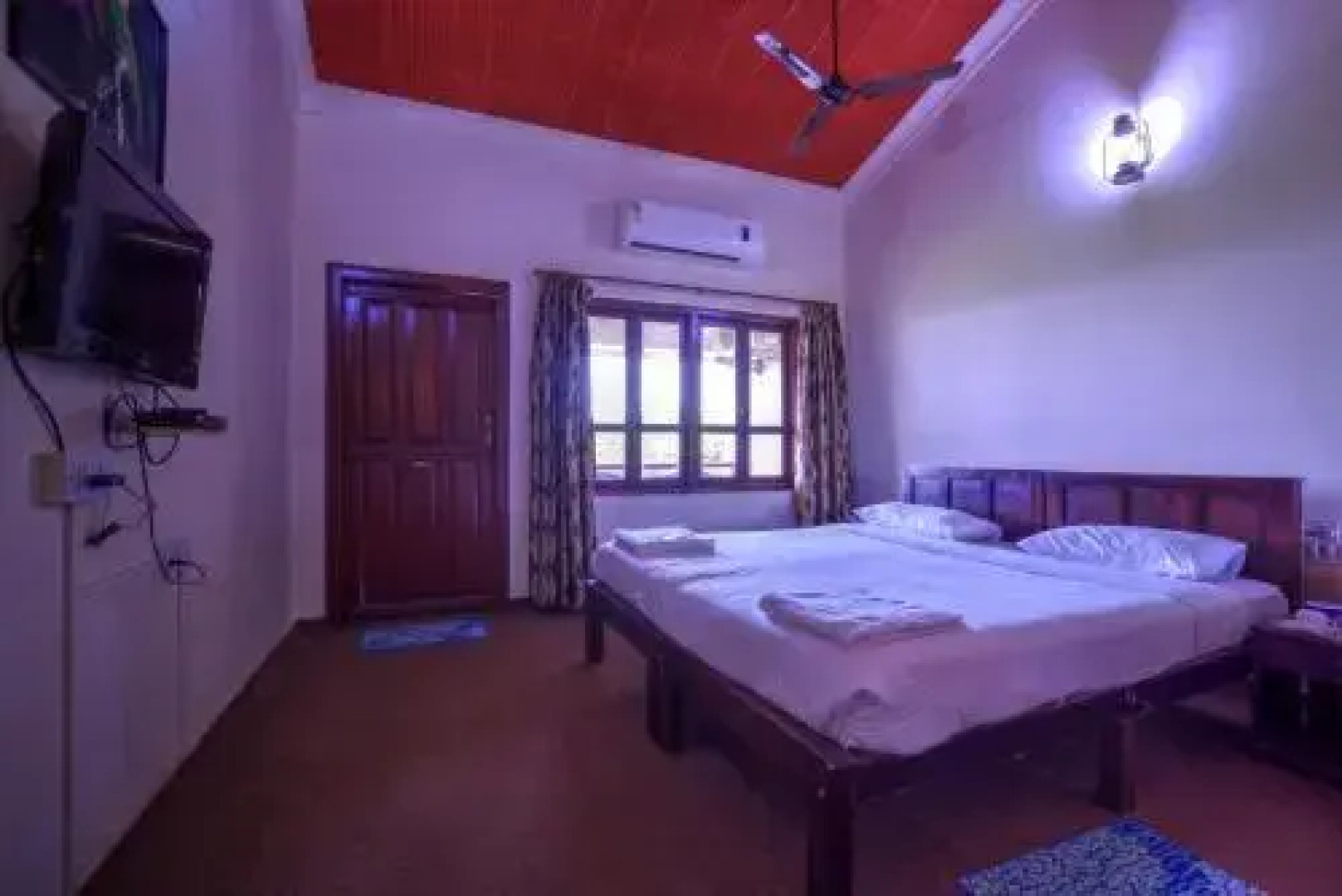 Phalguni River Lodge