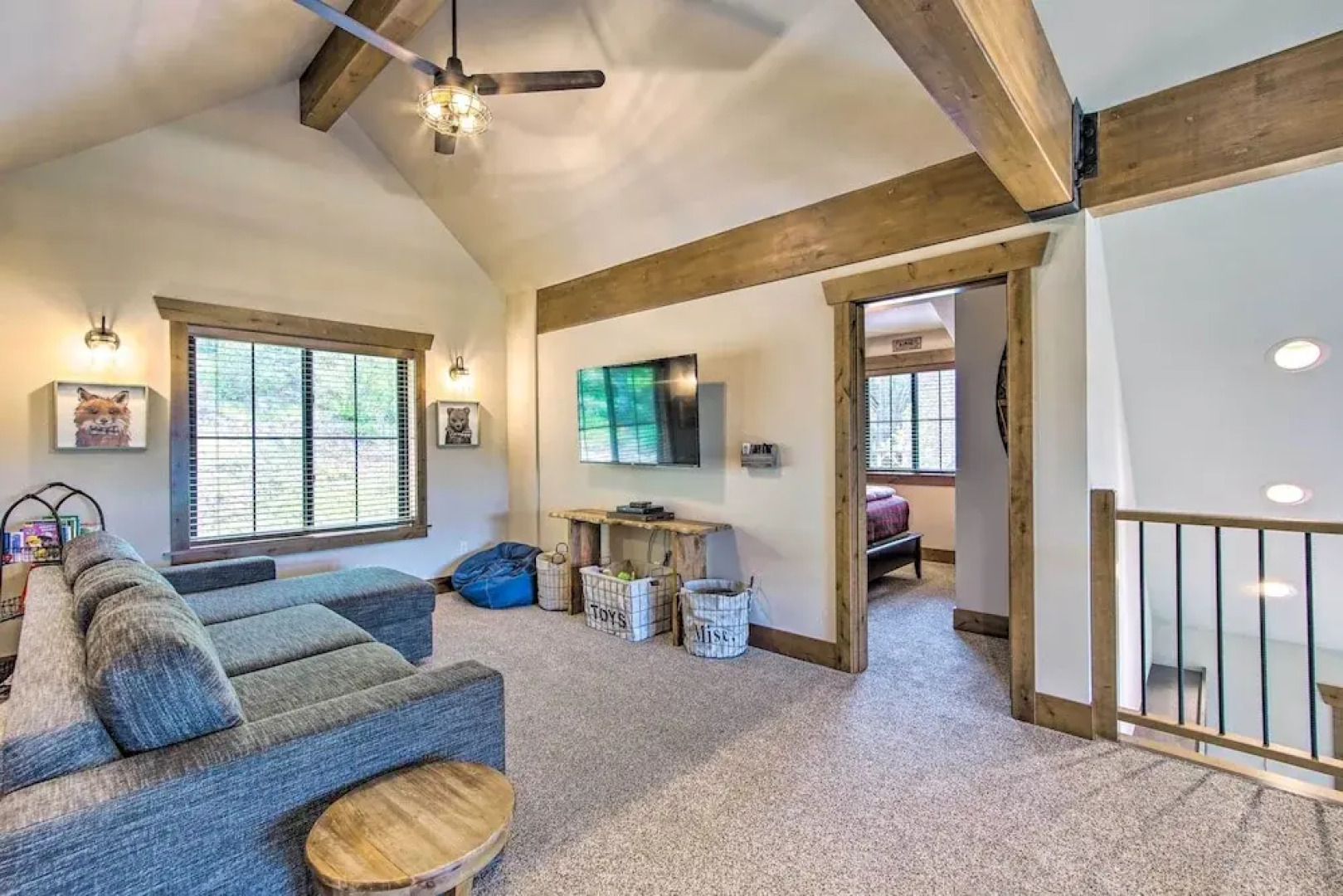 Soak, Night Ski & Explore! Cle Elum Mtn-view Cabin