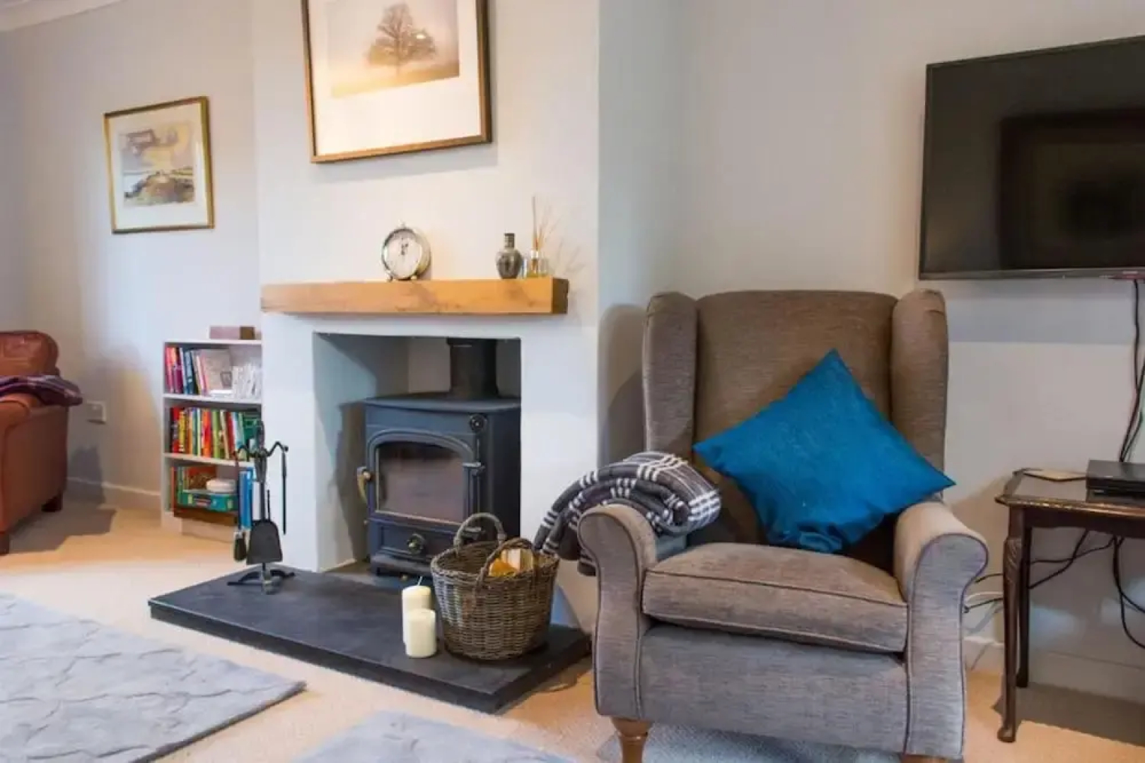 Host Stay Laylands Yard