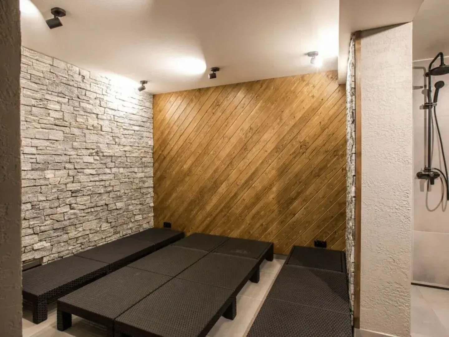 Holiday Villa in Beautiful Location