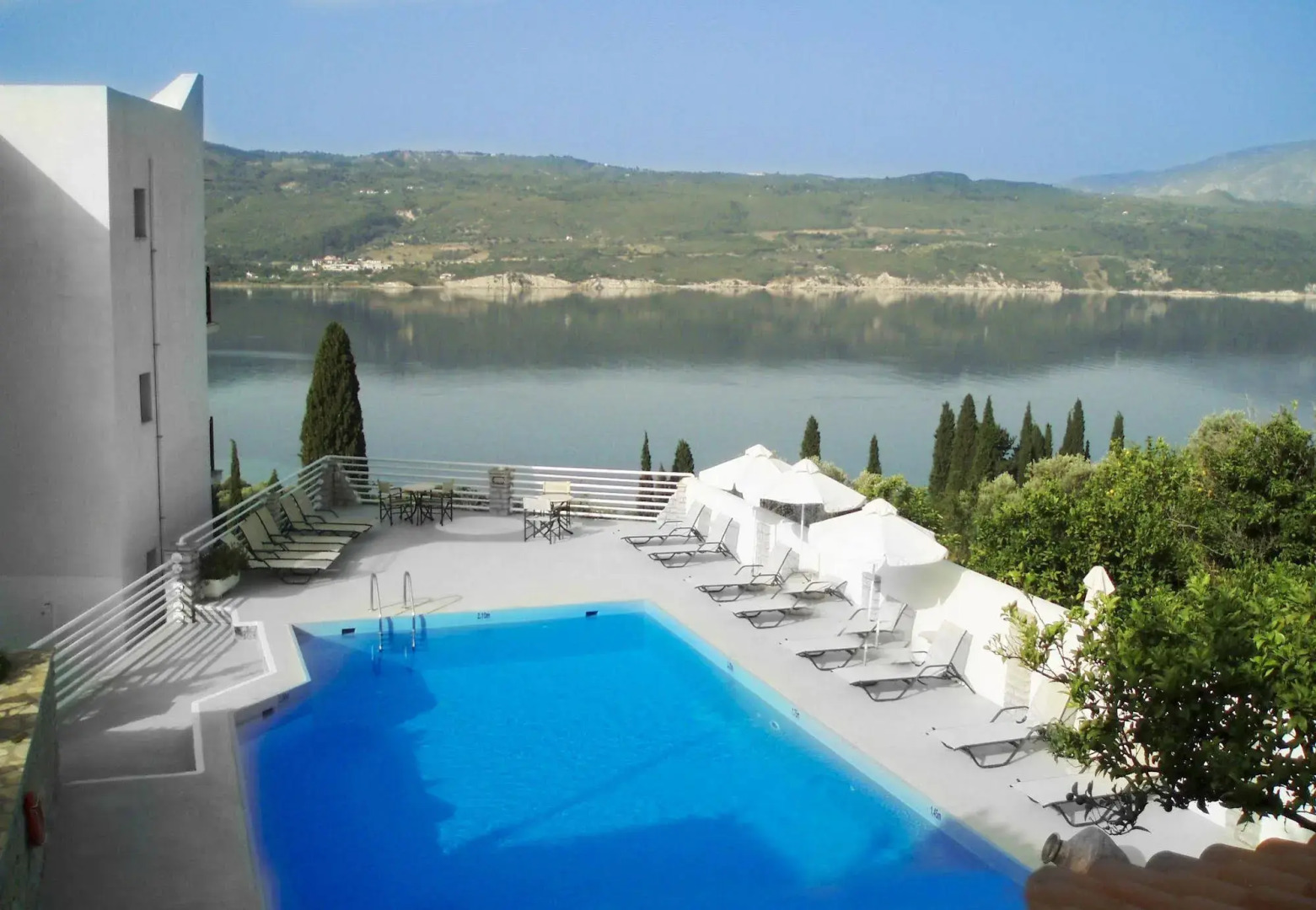 Scorpios Hotel & Suites