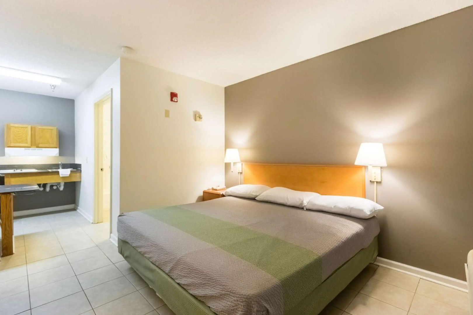 Studio 6 Statesboro, GA