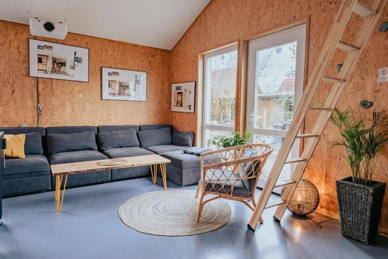 Hostel oder Ferienwohnung 1-16 Personen im BLAUEN HAUS