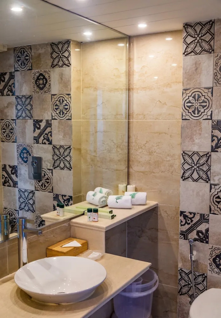 Hotel Brentwood Sanctuary