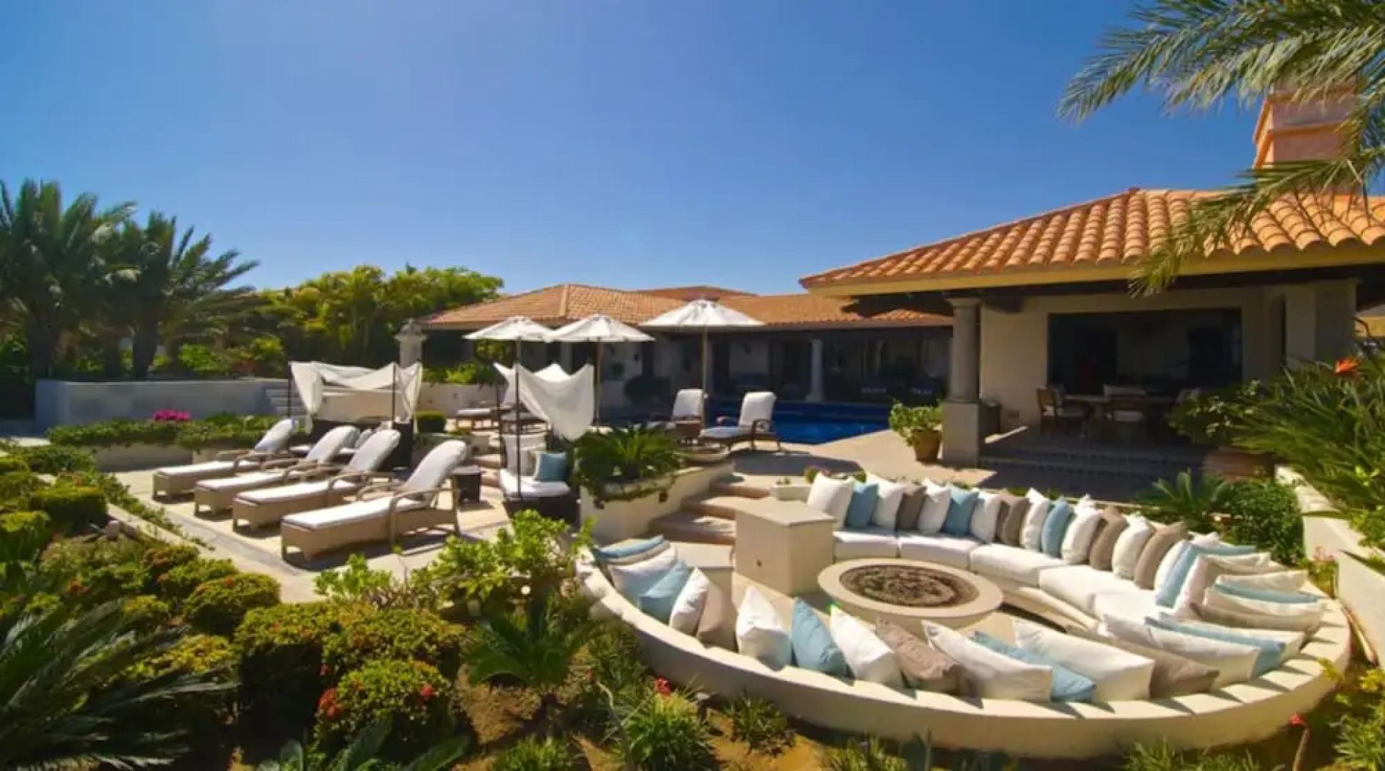 Casa Brooks  by Cabo Platinum